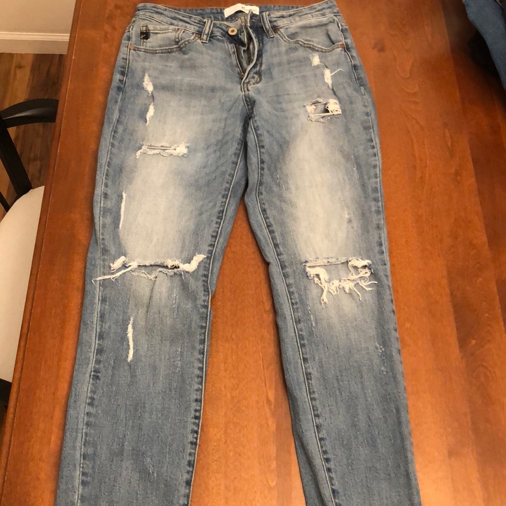 Vici kancan distressed denim size 28
